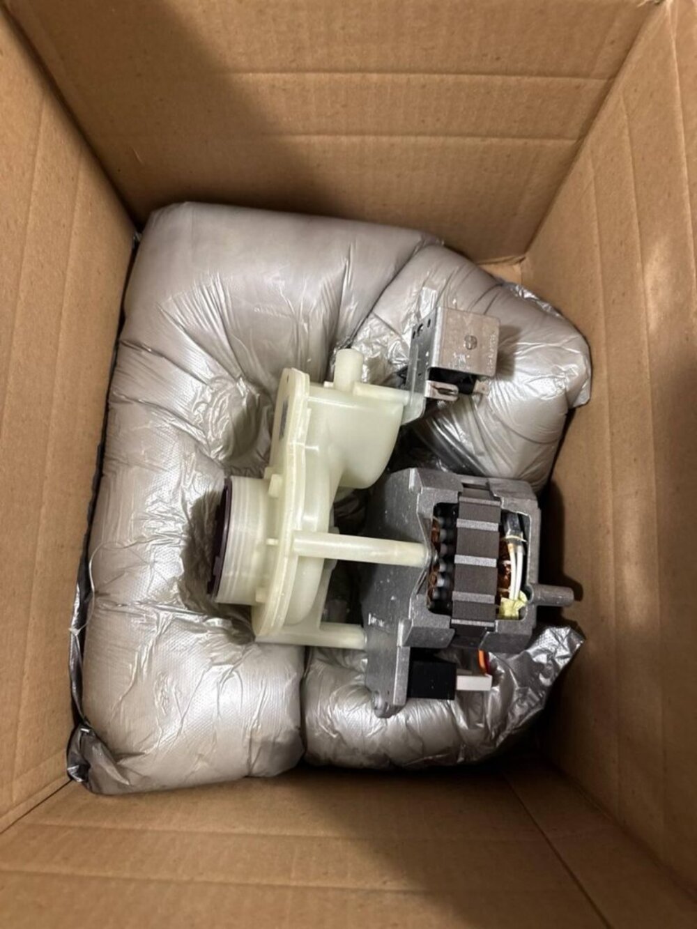 WD26X10051 Motor pump BRAND NEW OEM
